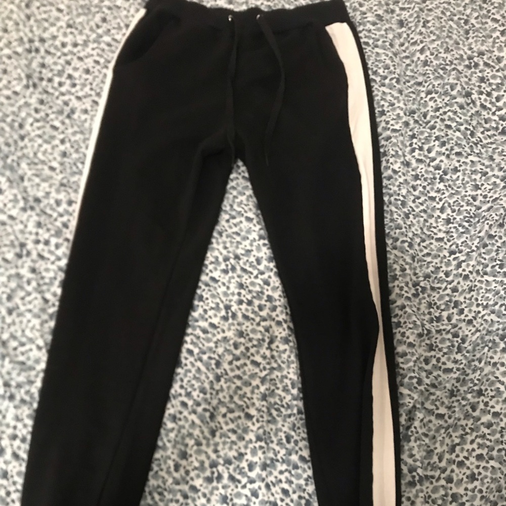 Black and white pants